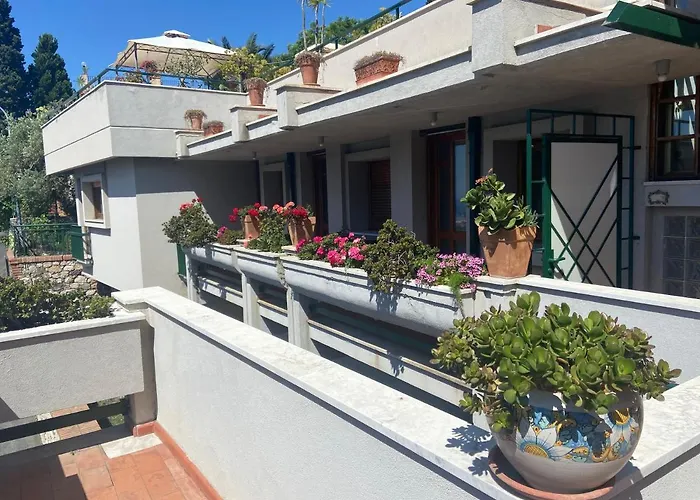 Villa Centaurea Apartment With Private Parking